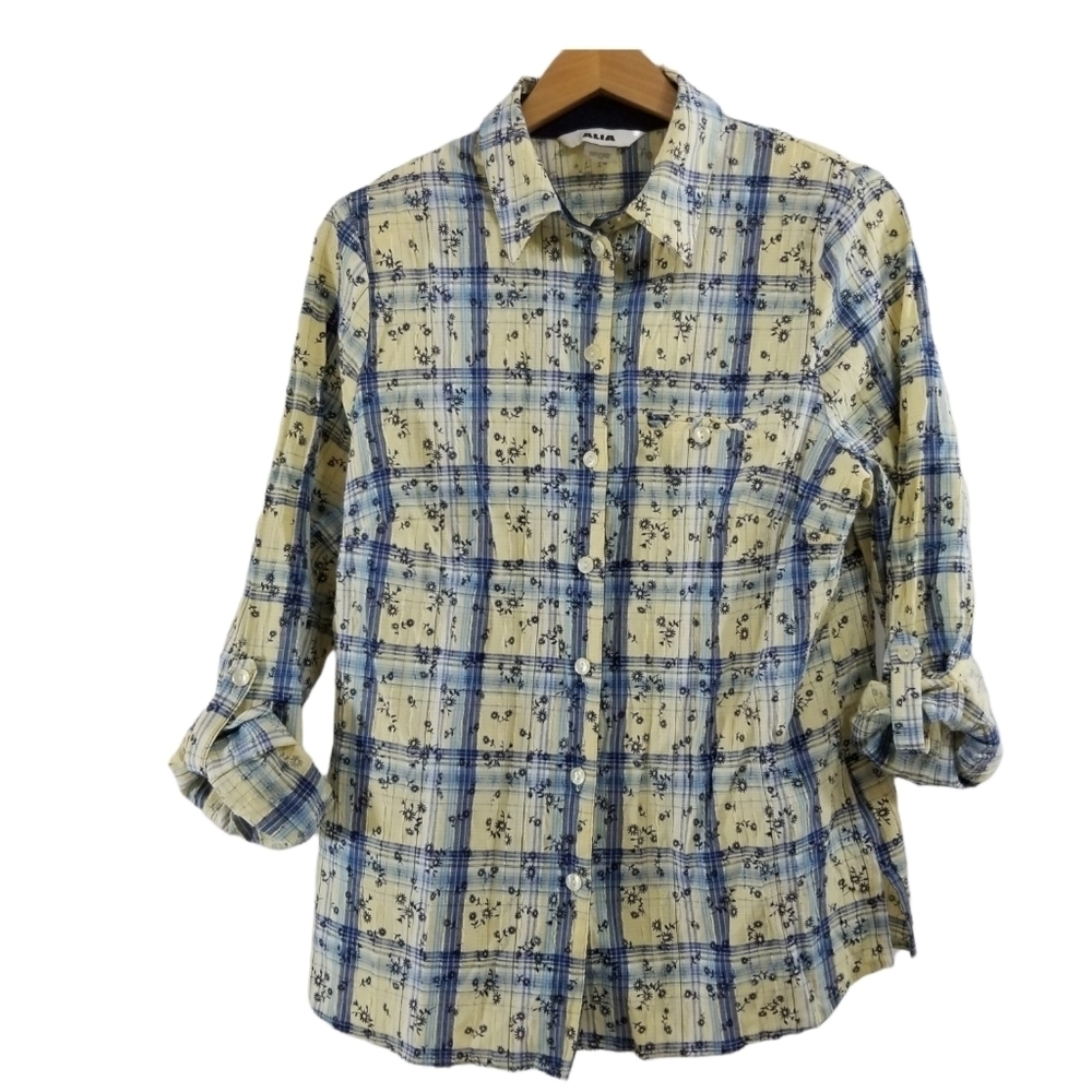 𝅺Alia button up yellow and blue Size 12  top